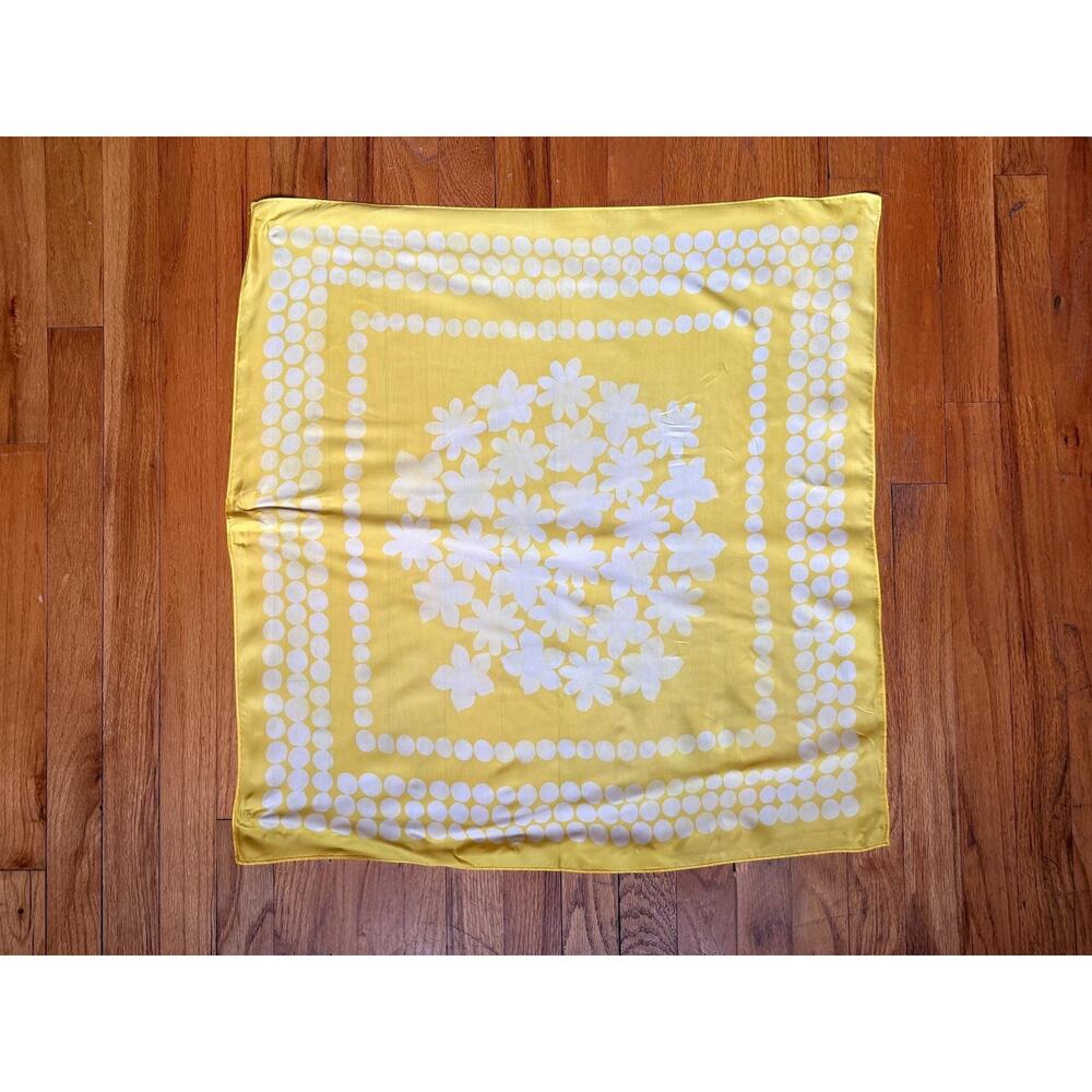 Vintage 60s Yellow Silk Scarf | Daisy Motif + Mod Dotted Border | 25” Square - Picture 2 of 6